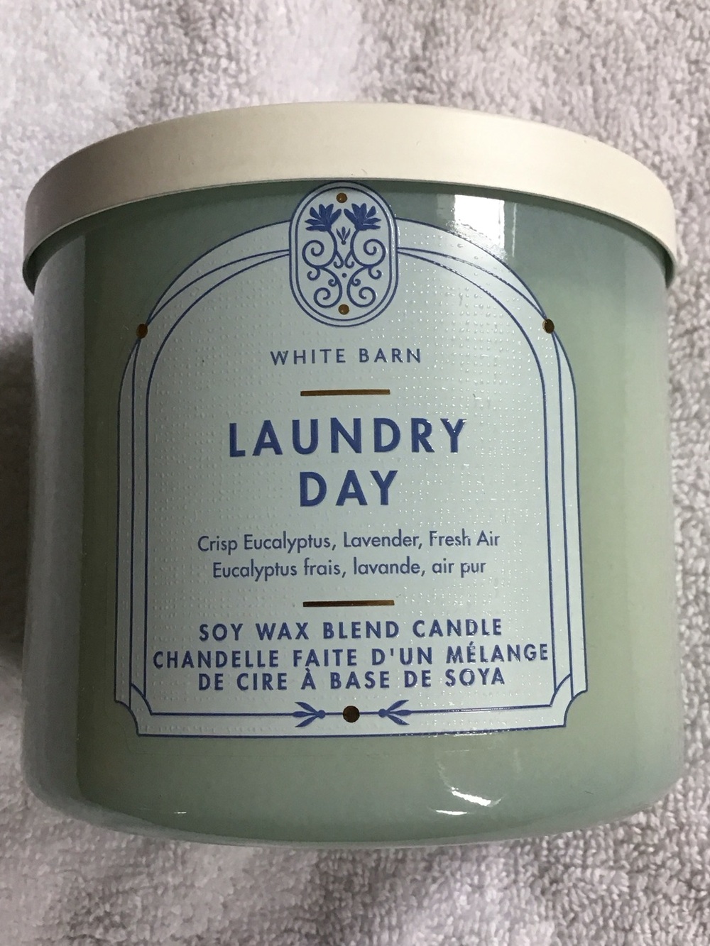 Bath & Body Works 3 wick candle Laundry Day